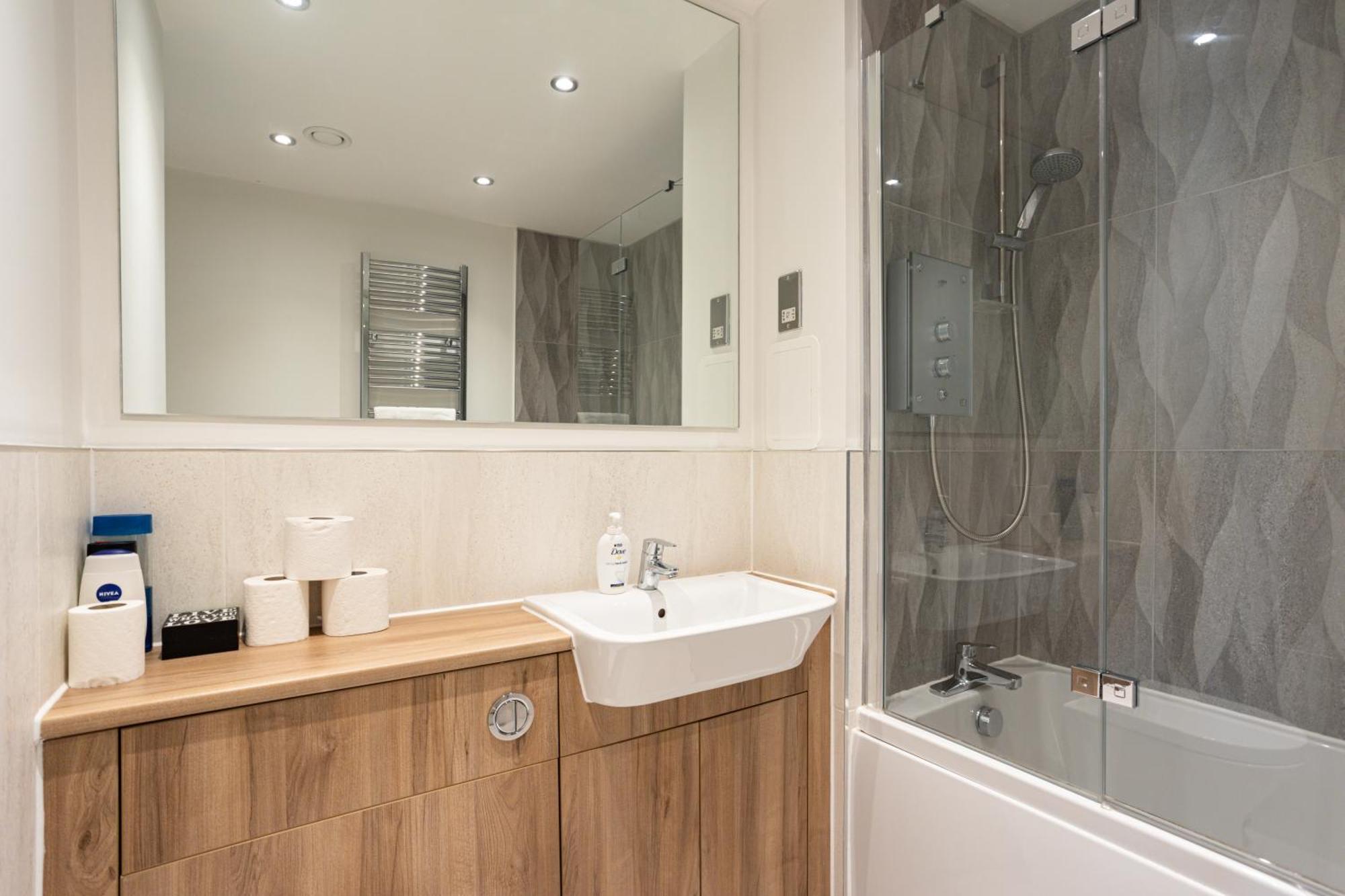 Comfy 2 Bedroom Apartment Near Edinburgh City Centre Buitenkant foto